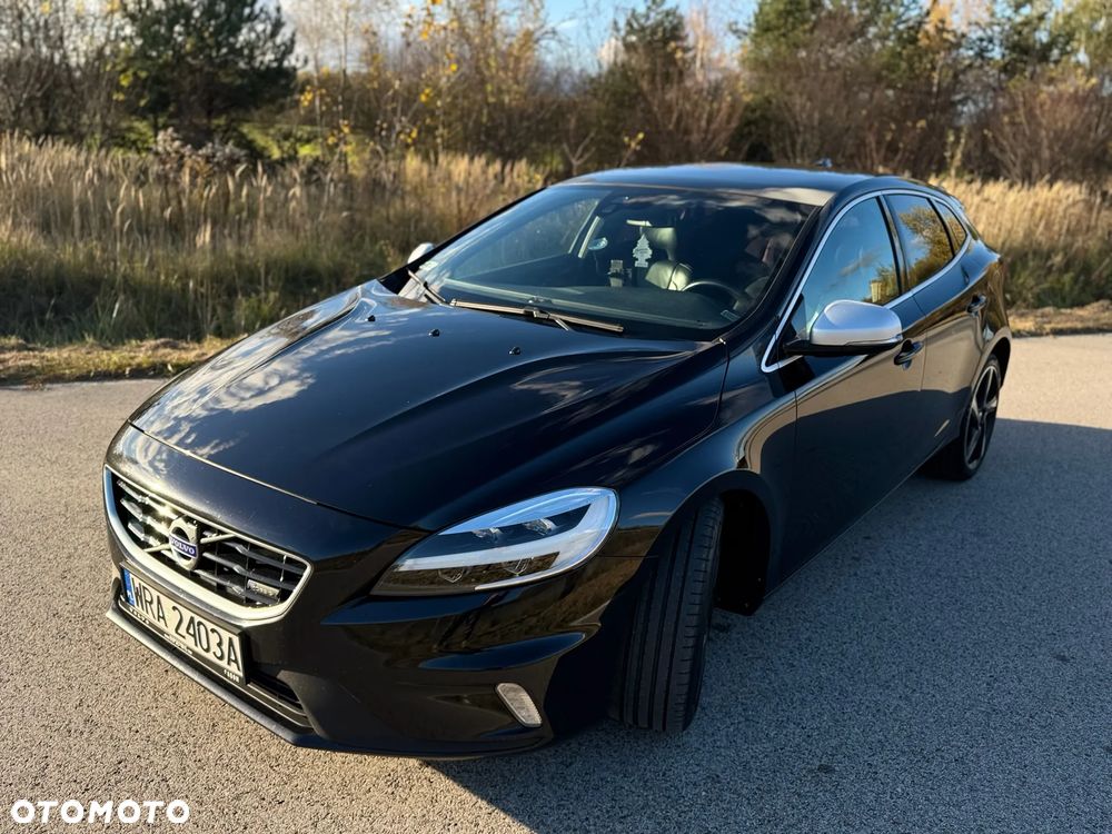 Volvo V40 D4 Drive-E R-Design Kinetic - 1