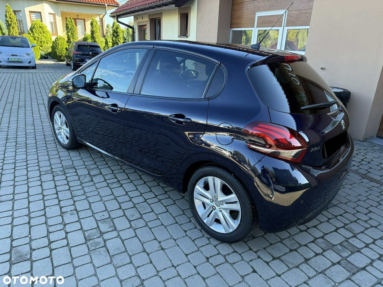 Peugeot 208 1.2 PureTech Style - 10