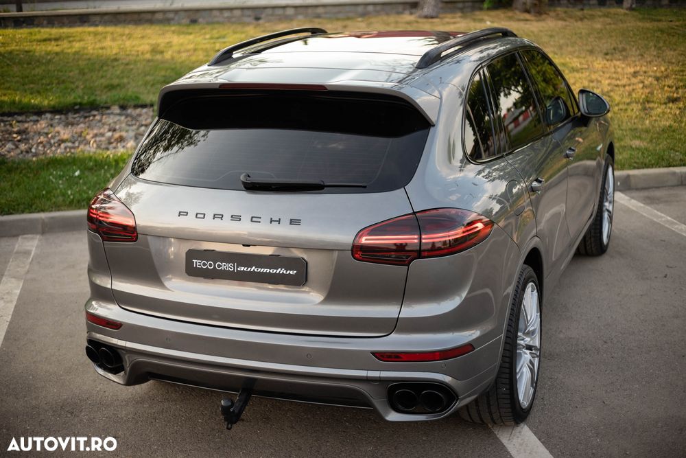 Porsche Cayenne - 11