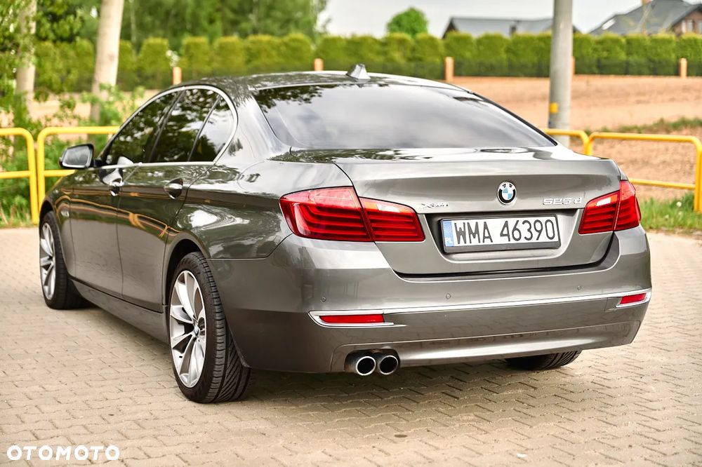 BMW Seria 5 525d xDrive Modern Line - 13
