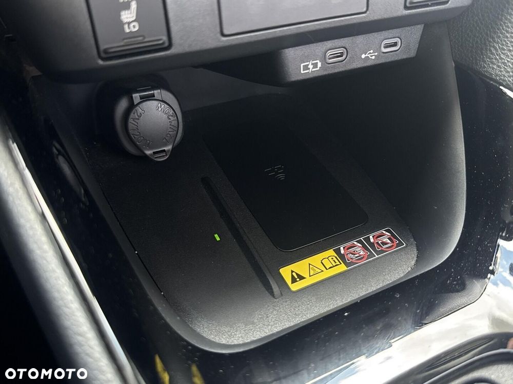 Toyota Yaris Hybrid 1.5 Style - 26