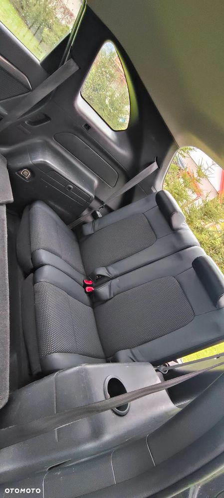 Chevrolet Captiva 2.4 4WD 7 Sitzer LT - 12
