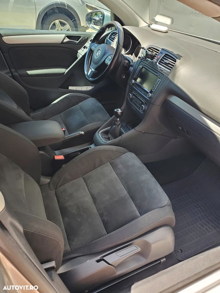 Volkswagen Golf 1.6 TDI DPF BlueMotion Technology Style - 12