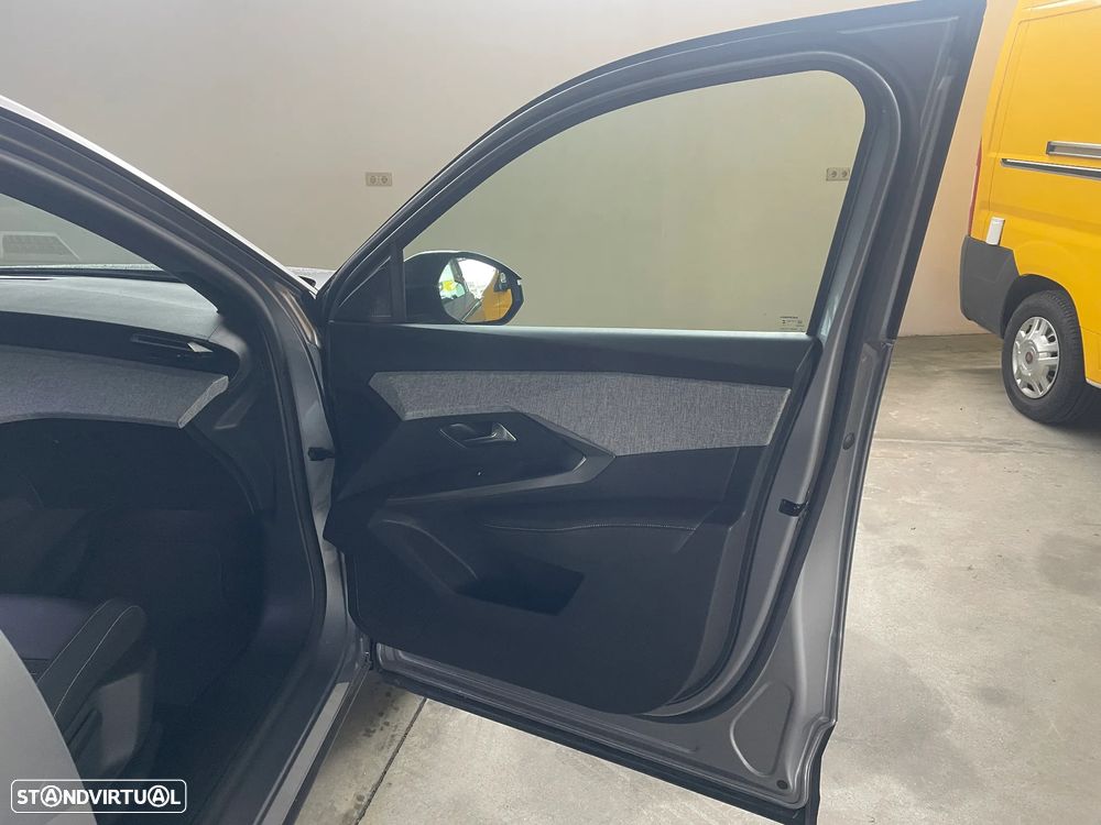 Peugeot 3008 Hybrid 145 e-DSC6 Allure - 11