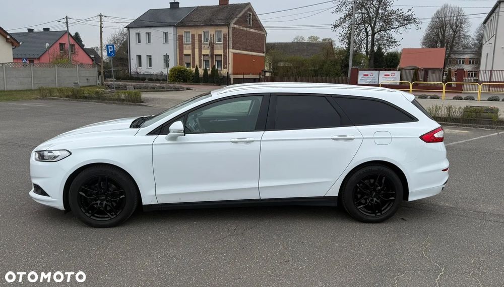 Ford Mondeo 2.0 TDCi Titanium PowerShift - 4