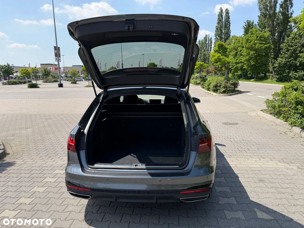 Audi A4 Avant 40 TDI S Line S tronic - 14