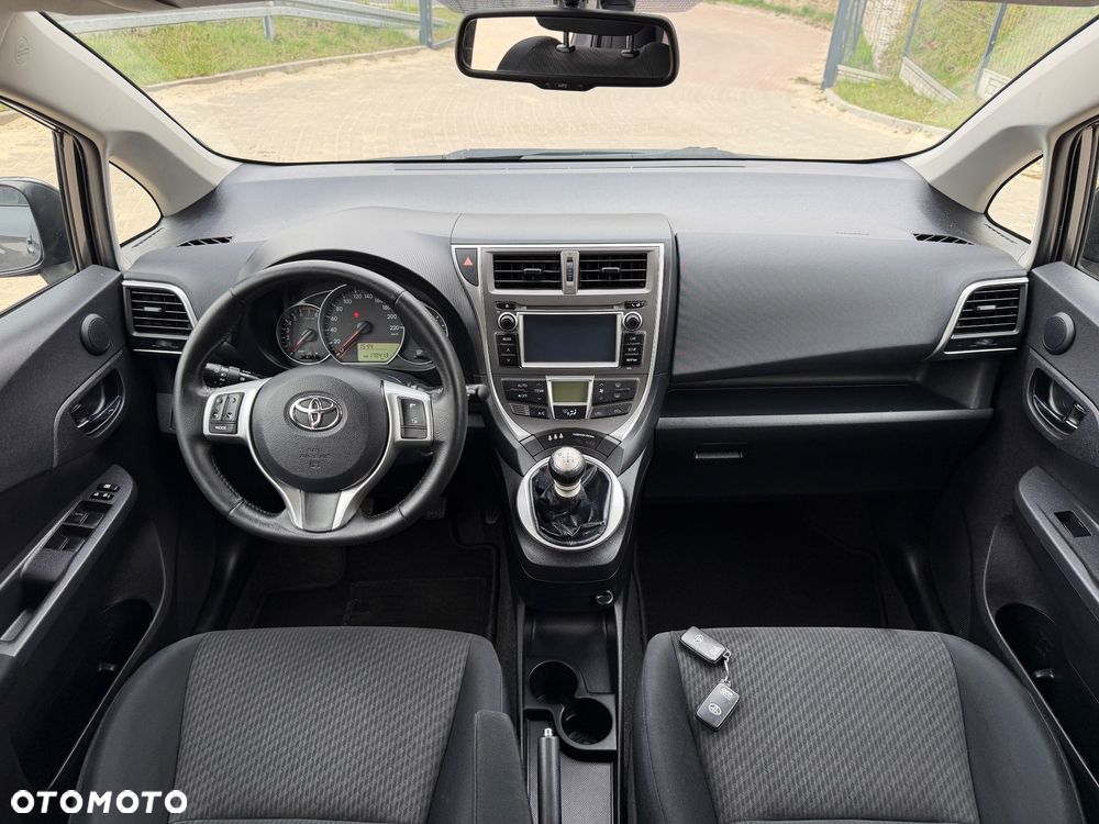 Toyota Verso S 1.33 VVT-i Start-Stop Club - 8