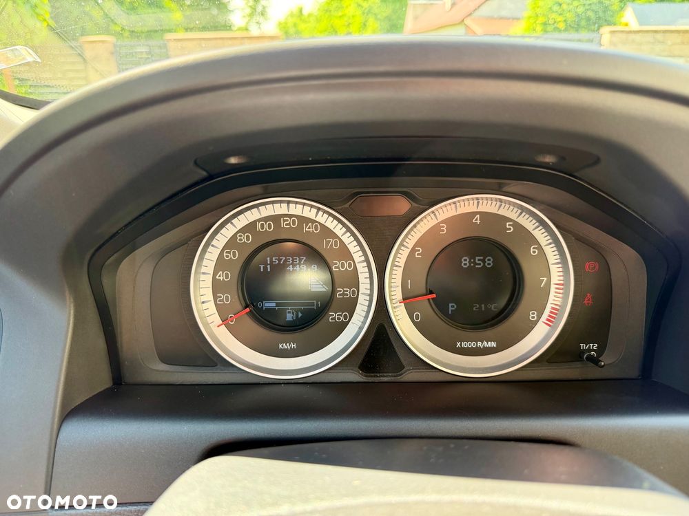 Volvo XC 60 - 19