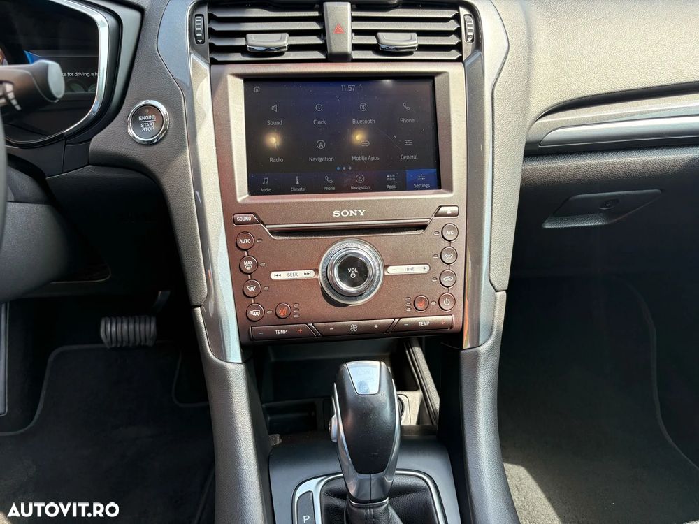 Ford Mondeo 2.0 HEV Titanium - 8