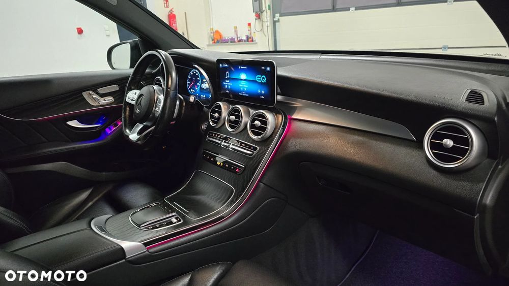 Mercedes-Benz GLC 300 de 4Matic 9G-TRONIC AMG Line Plus - 18