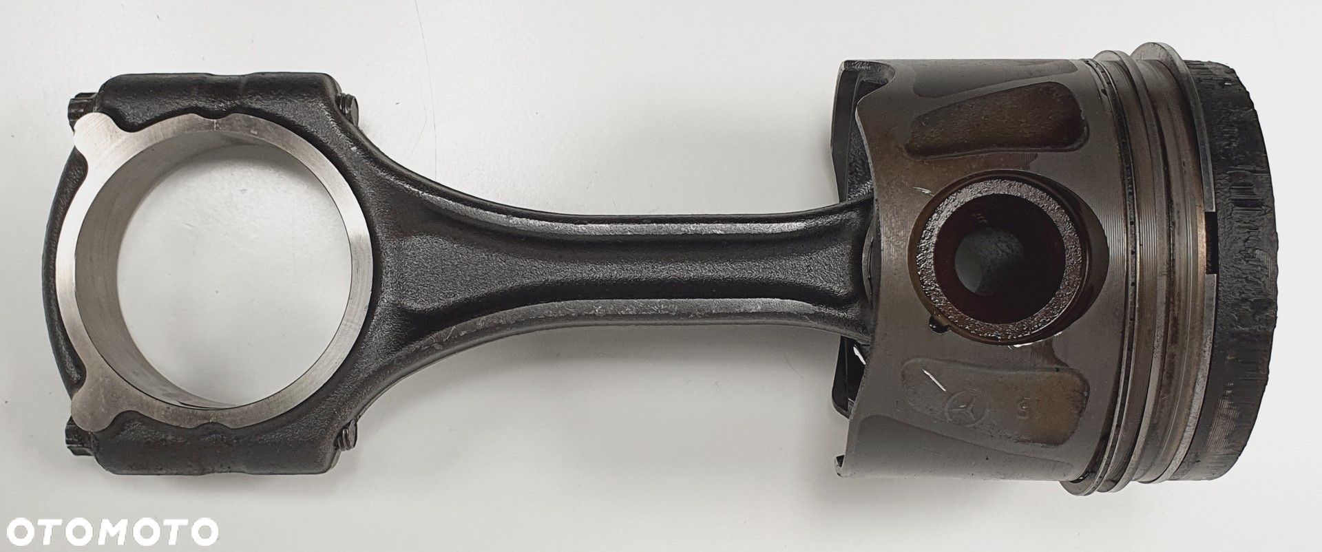 TŁOK KORBOWÓD MERCEDES W169 W245 2.0 CDI 8340A - 1