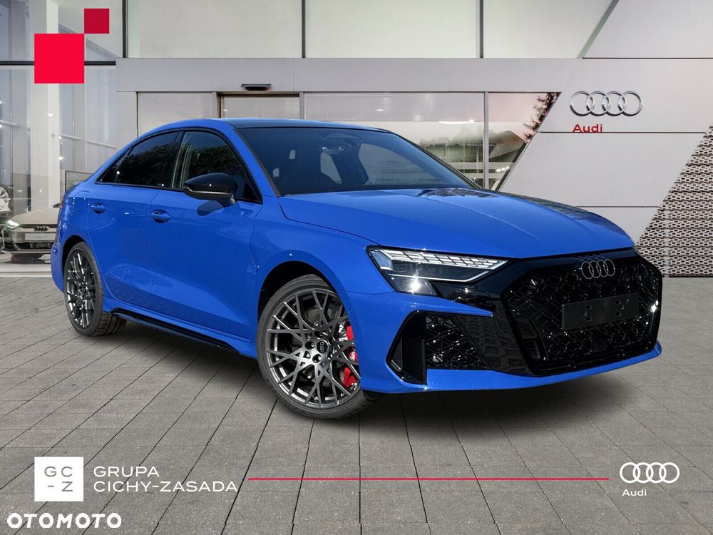 Audi RS3 Limousine - 8