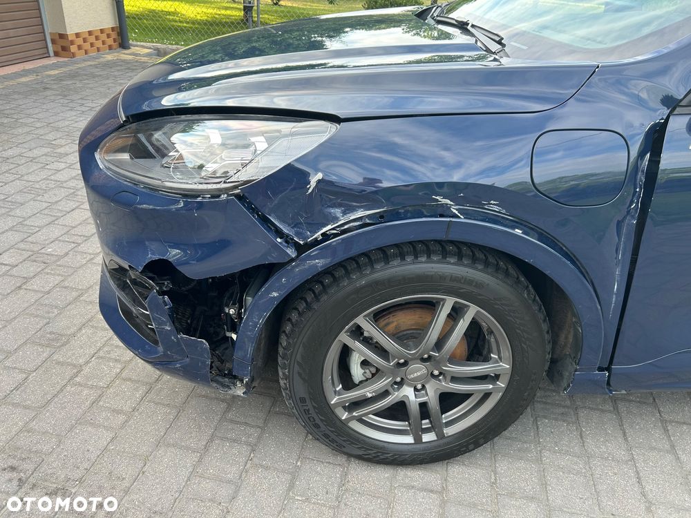 Ford Kuga 2.5 Duratec PHEV ST-LINE X - 9