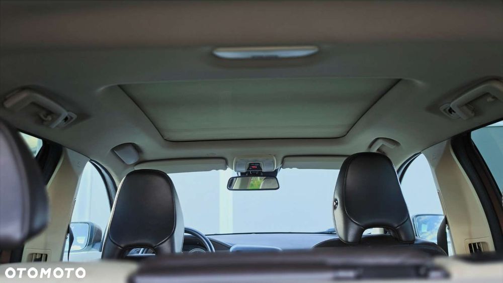 Volvo XC 60 - 24