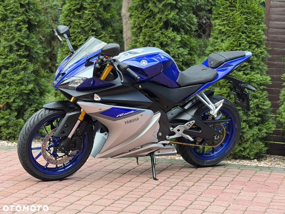Yamaha YZF - 6