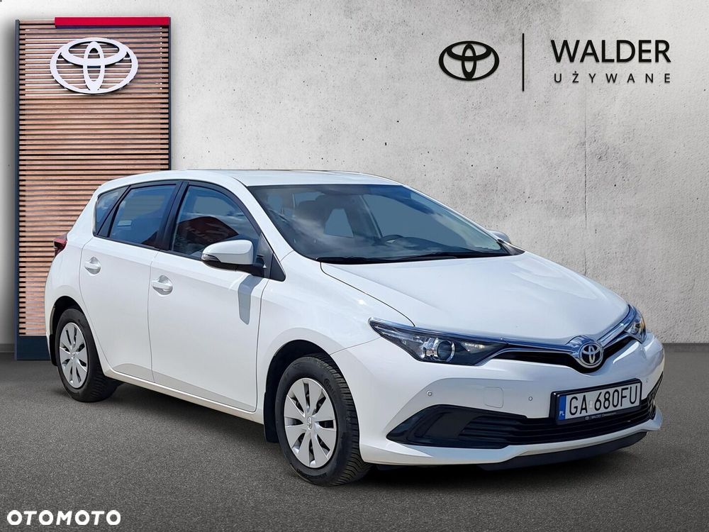 Toyota Auris - 7