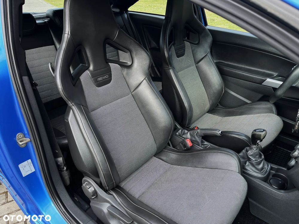 Opel Corsa 1.6 Turbo OPC - 18