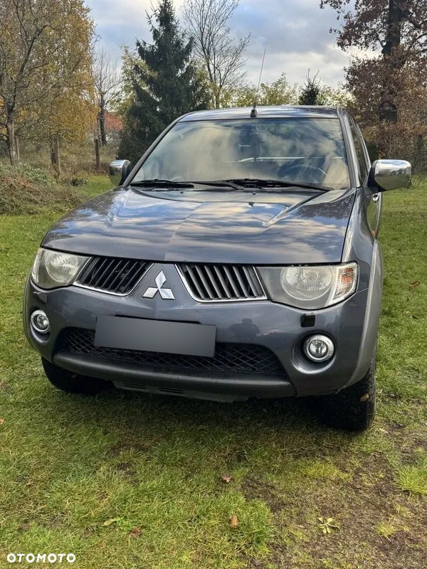 Mitsubishi L200 Pick Up 4x4 DPF Intense Club Cab - 2