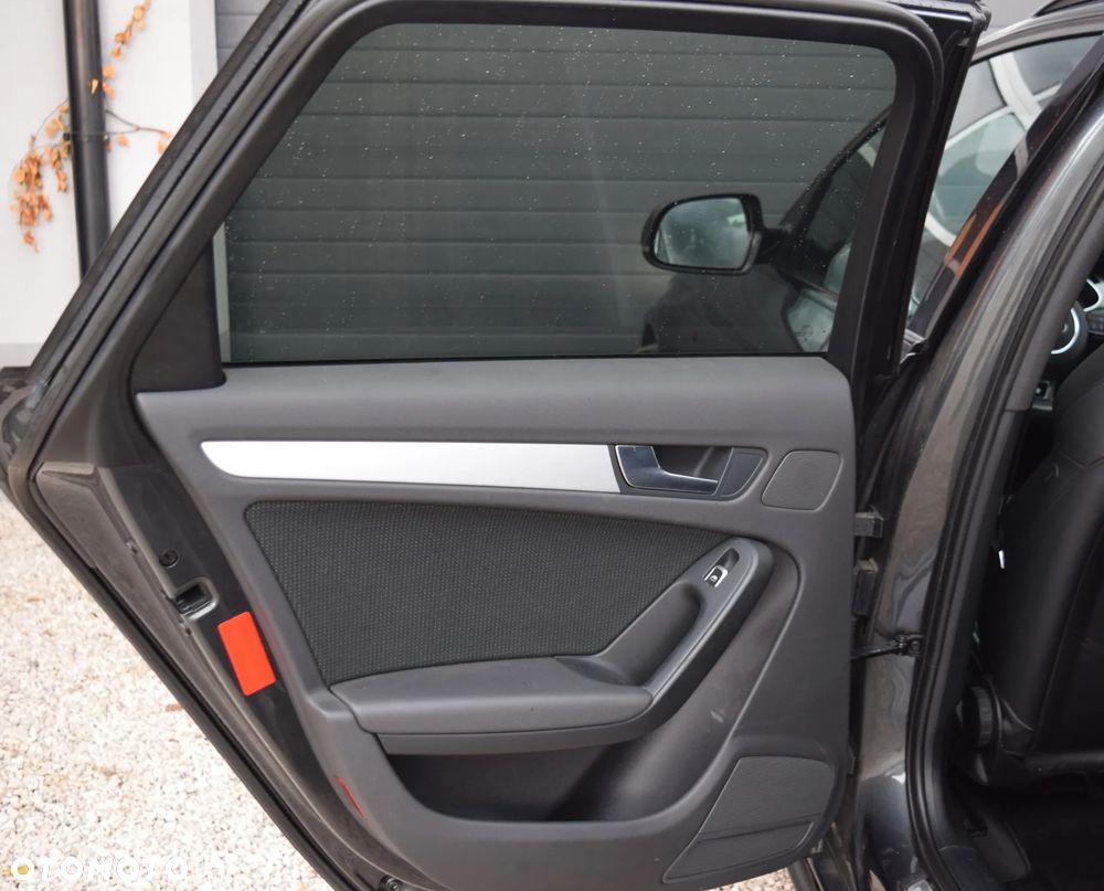 Audi A4 Avant 1.8 TFSI S line Sportpaket - 30