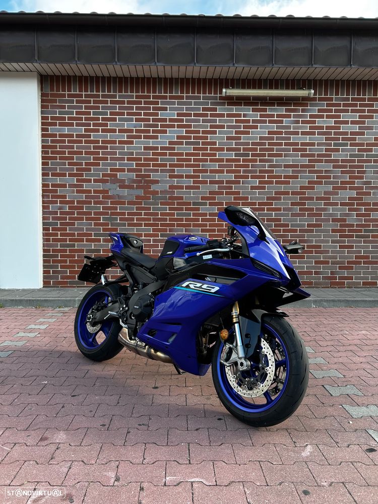 Yamaha YZF R9 - 4