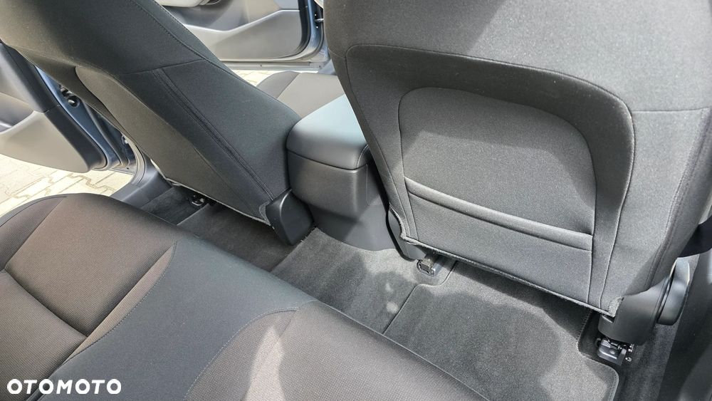 Mazda 3 SKYACTIV-G 120 Urban Limited - 18