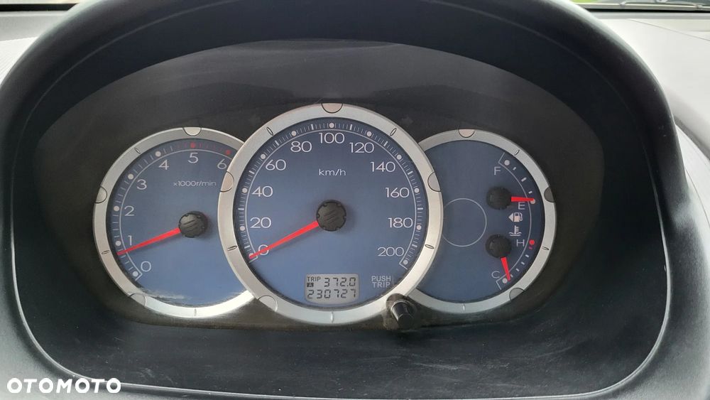 Mitsubishi L200 - 15