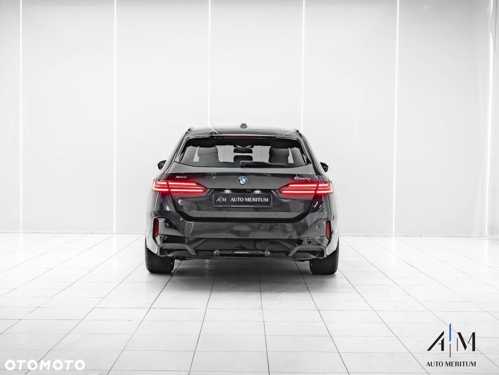 BMW Seria 5 520d xDrive - 6