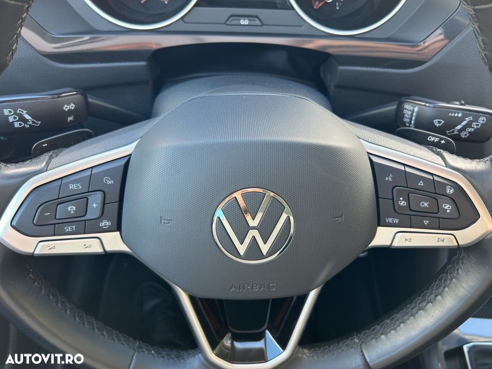 Volkswagen Tiguan - 13