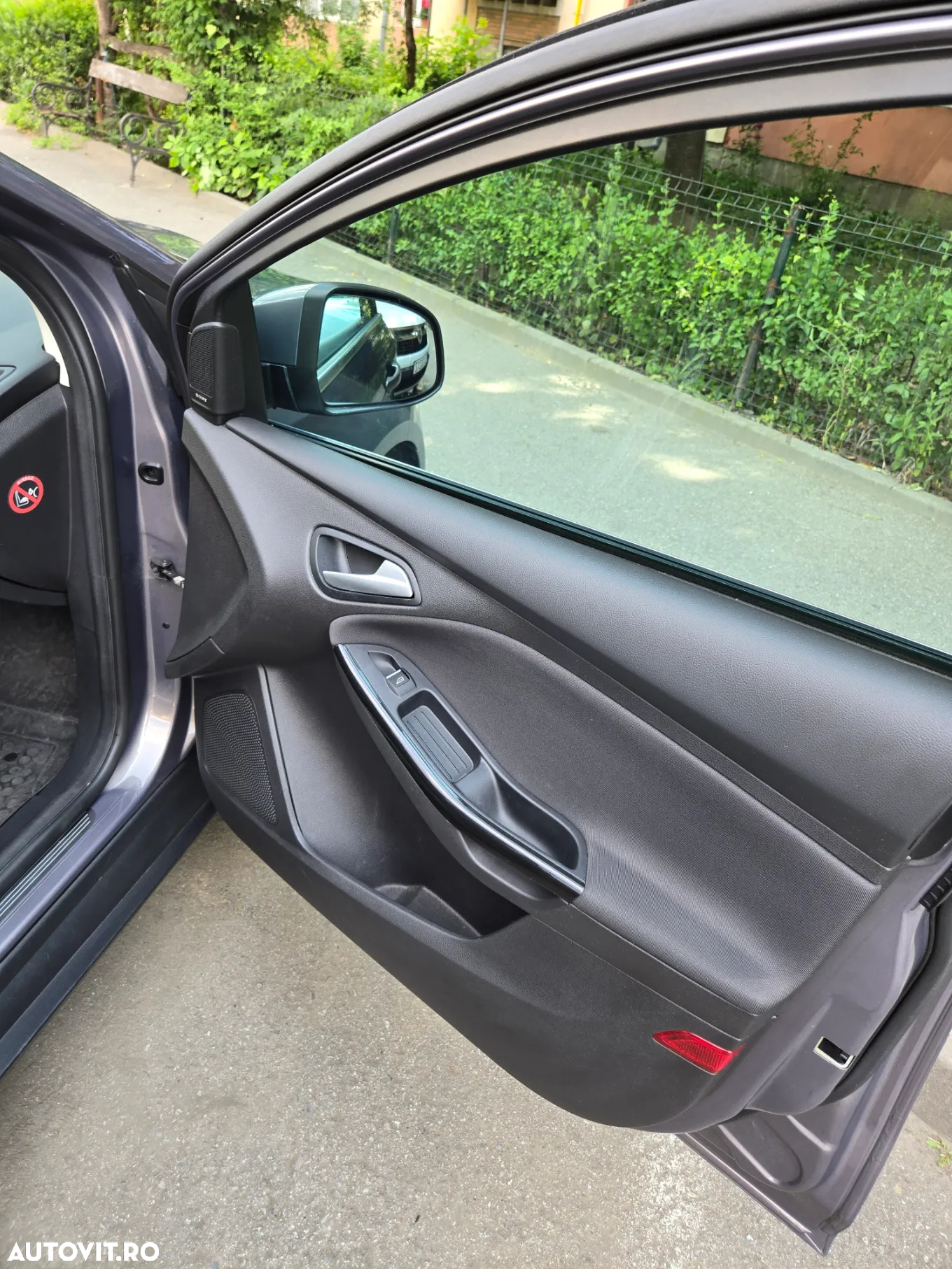 Ford Focus 1.0 EcoBoost Start Stop Titanium - 8