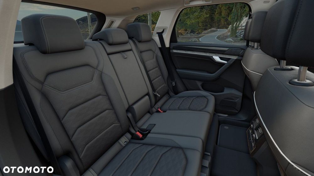 Volkswagen Touareg - 13