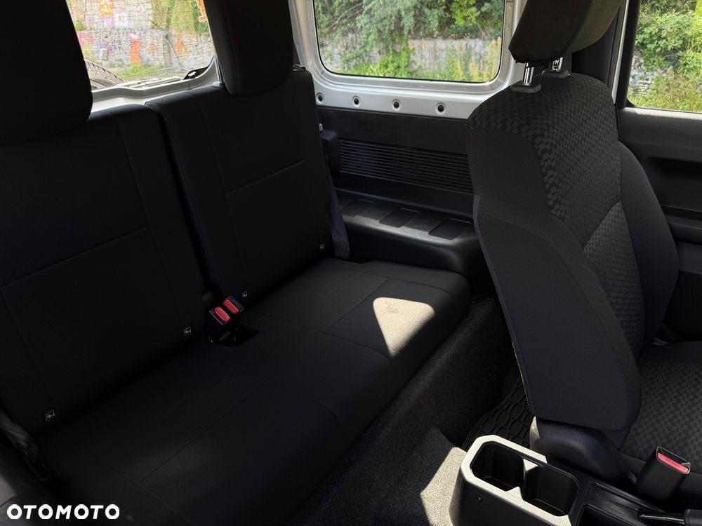 Suzuki Jimny 1.5 Elegance - 17