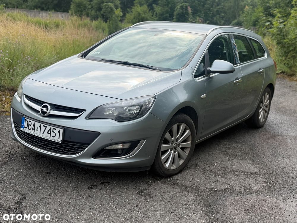 Opel Astra 1.7 CDTI Executive - 1