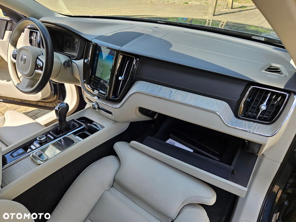 Volvo XC 60 D3 SCR Inscription - 37