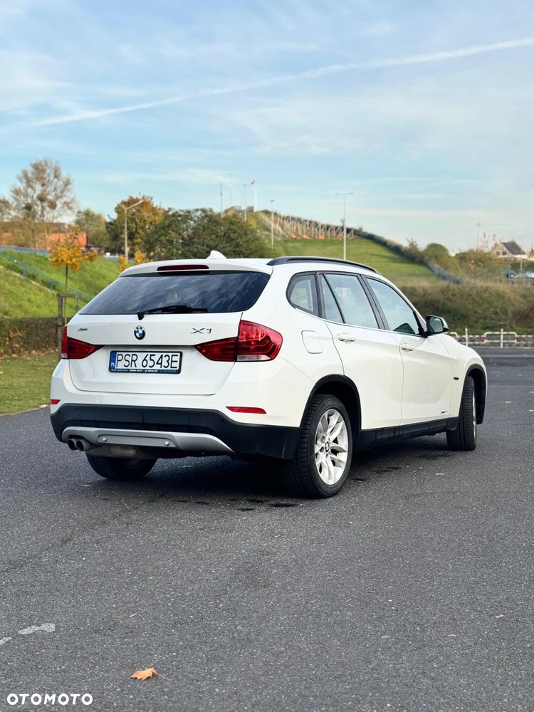 BMW X1 xDrive28i Sport Line - 5