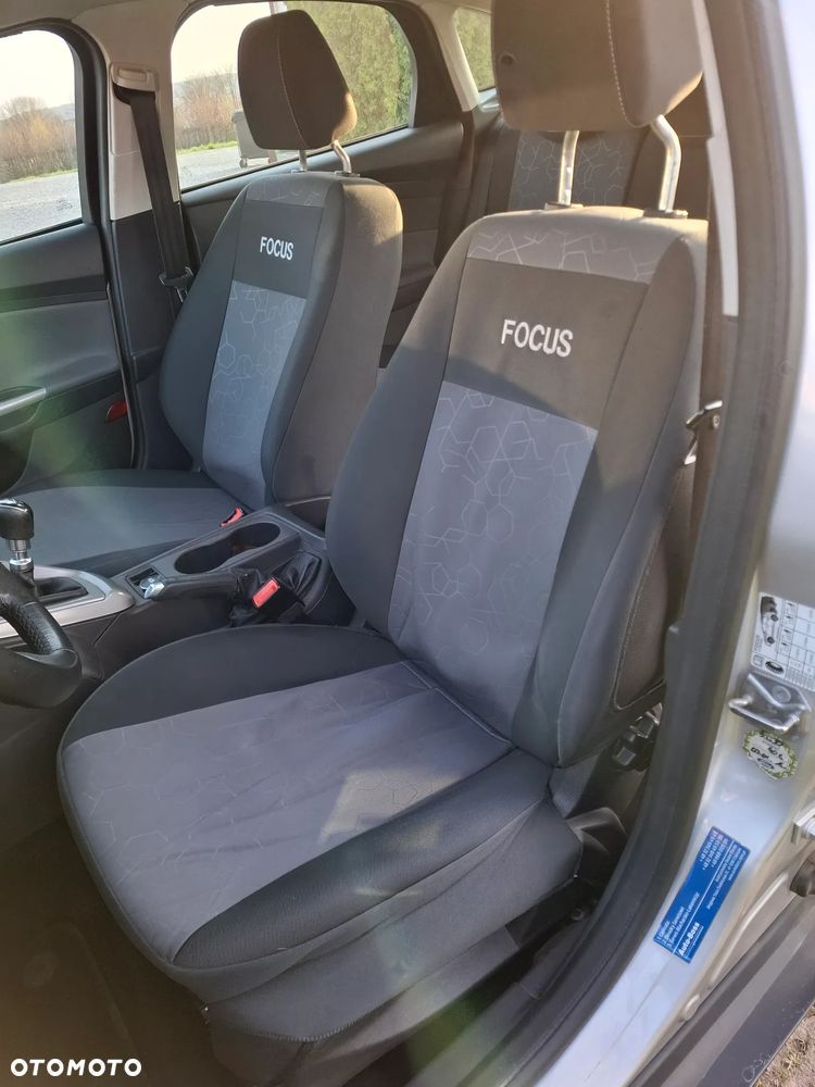 Ford Focus 1.6 TDCi DPF Ambiente - 10