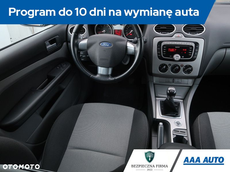 Ford Focus - 8