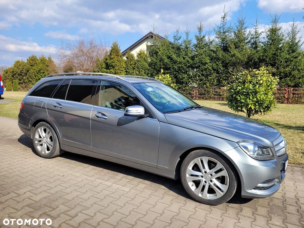 Mercedes-Benz Klasa C 200 CDI BlueEff Avantgarde - 1