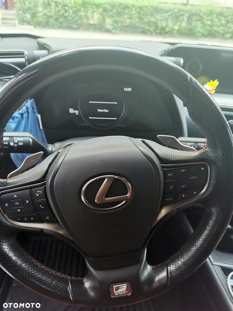 Lexus UX 200 GPF F Sport Design 2WD - 4