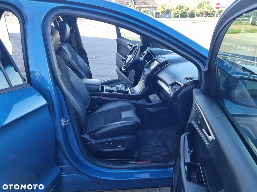 Ford Edge - 9