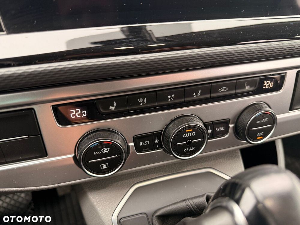 Volkswagen Caravelle 2.0 TDI L1 Comfortline DSG - 25