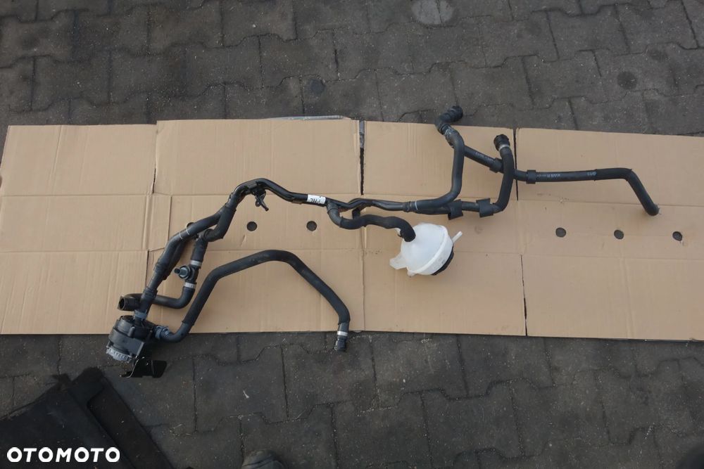 PRZEWODY RURKI WODY VOLKSWAGEN GOLF VIII 1.4 TSI - 1