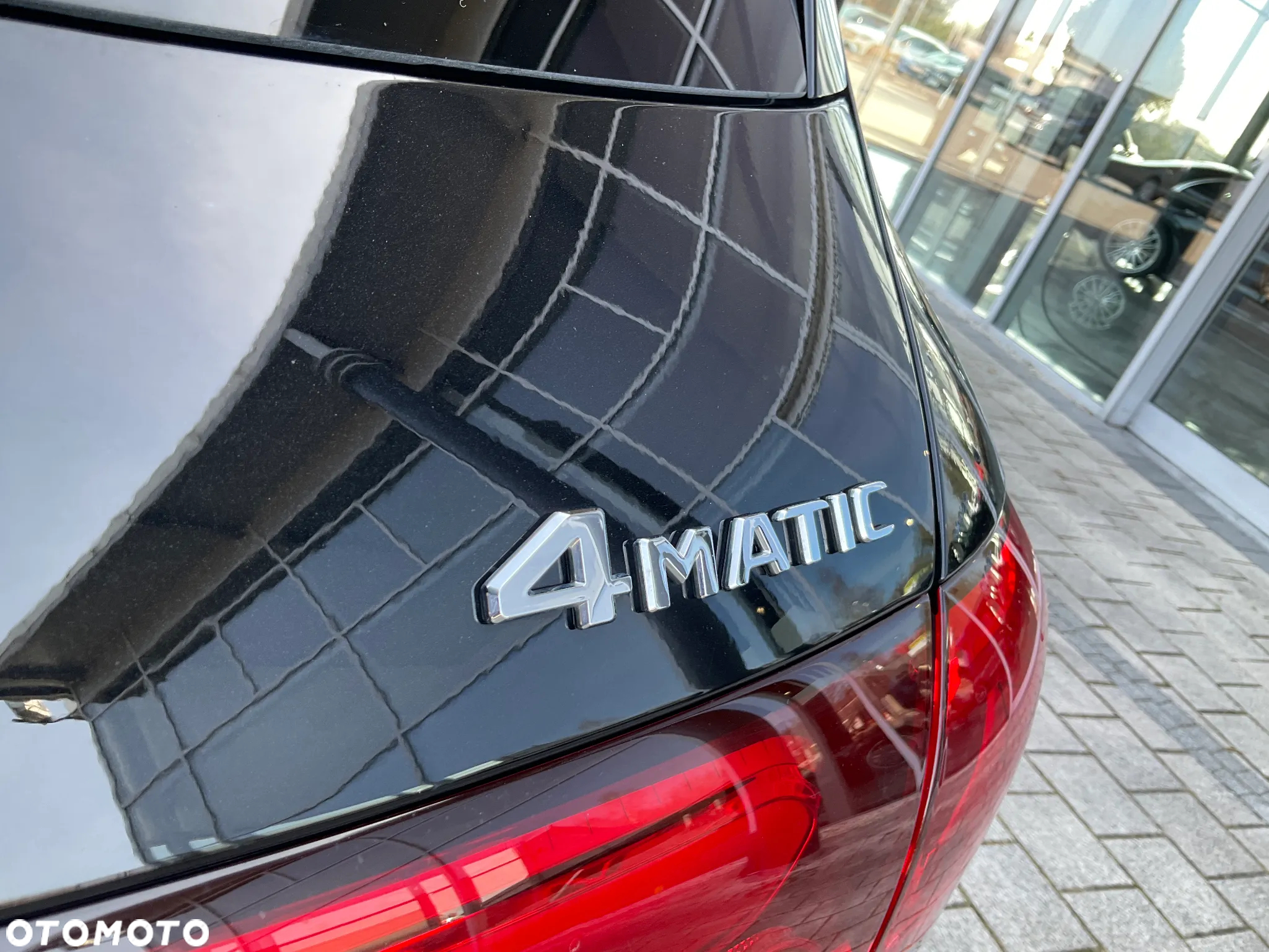 Mercedes-Benz GLC - 27