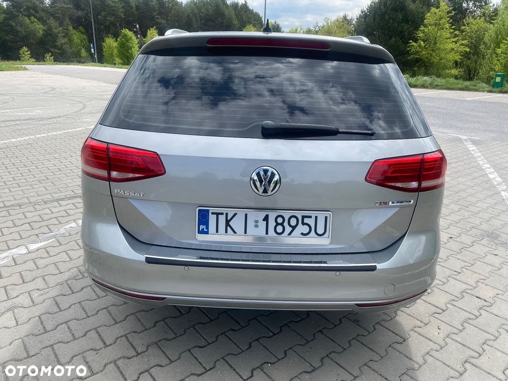 Volkswagen Passat - 9