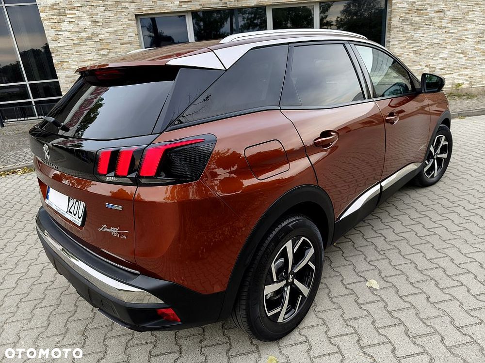 Peugeot 3008 1.2 PureTech Allure - 24