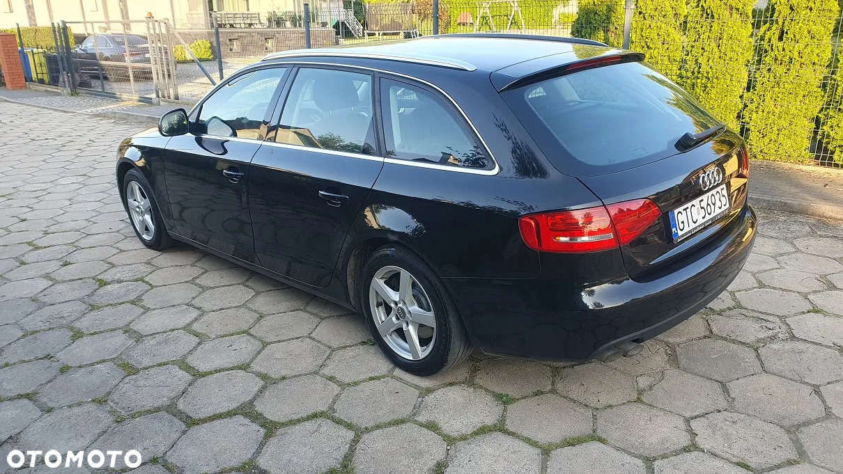 Audi A4 Avant 2.0 TDI DPF Ambiente - 2