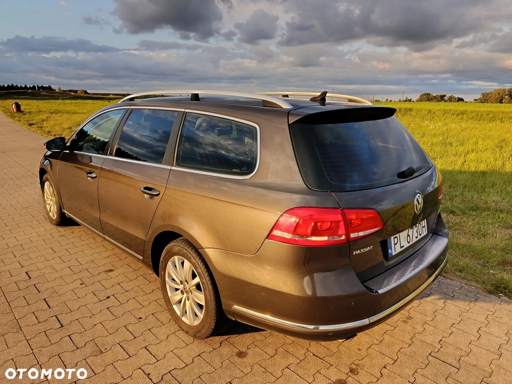 Volkswagen Passat 1.6 TDI Comfortline - 1