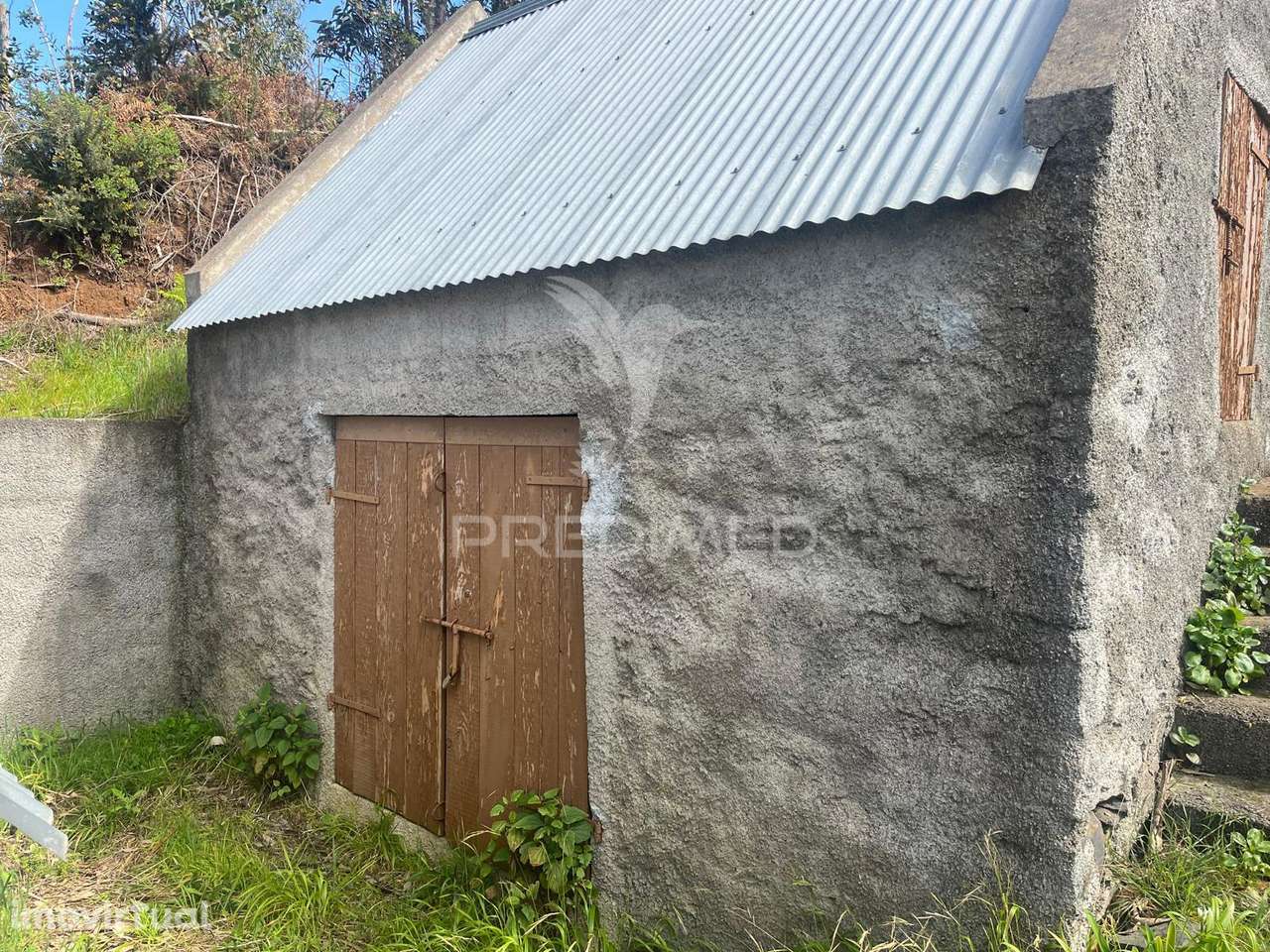 2 palheiros e 200m2 de terreno na zona Prime da Ponta do Pargo á be... - Grande imagem: 4/6