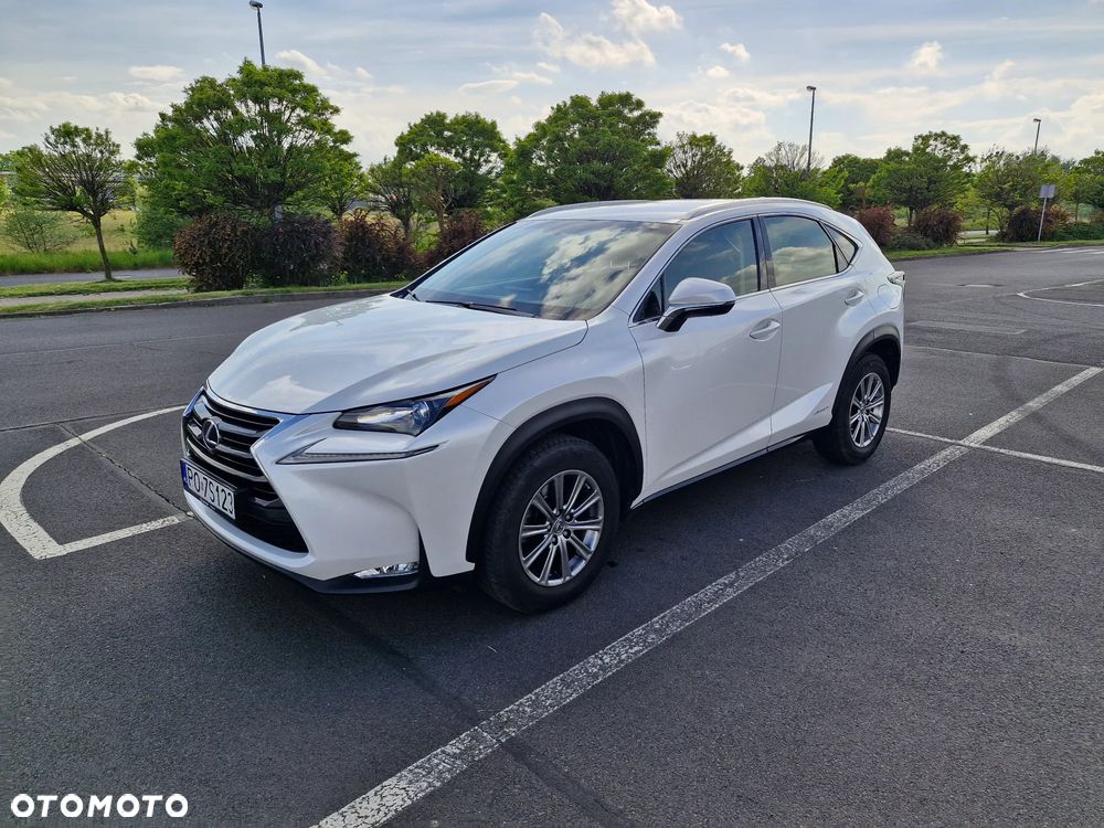 Lexus NX 300h Elite AWD - 1