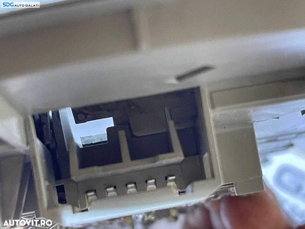 Plafoniera Lumini Lampa Iluminare Plafon Spate Pasager Volkswagen Passat B6 2005 - 2010 Cod 1K0947291 - 6