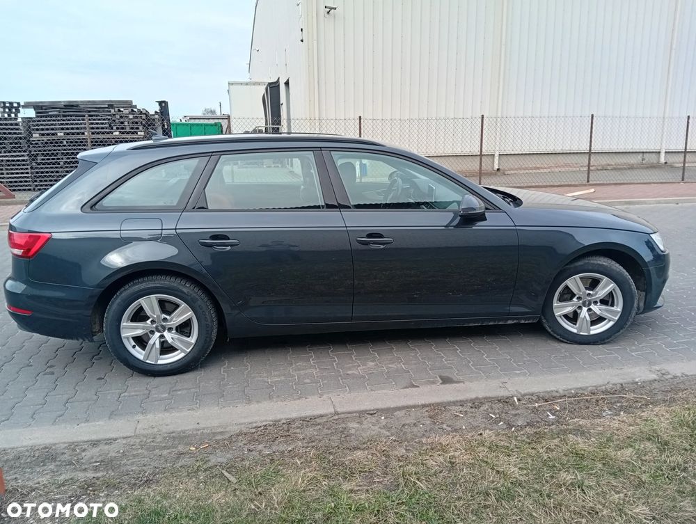 Audi A4 Avant - 8